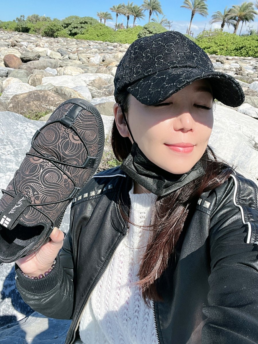 E.Lab城市漫遊鞋/穿梭城市之旅/旅行必備/運動休閒鞋/台灣設計/文青穿搭/輕量鞋推薦
