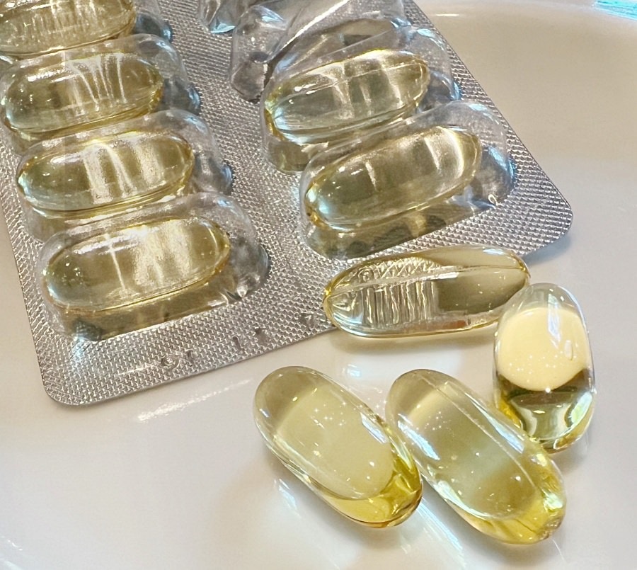 德創生技EPA90高機能魚油/高濃度EPA/快樂魚油/市售第一瓶添加『白藜蘆醇』酵母B群