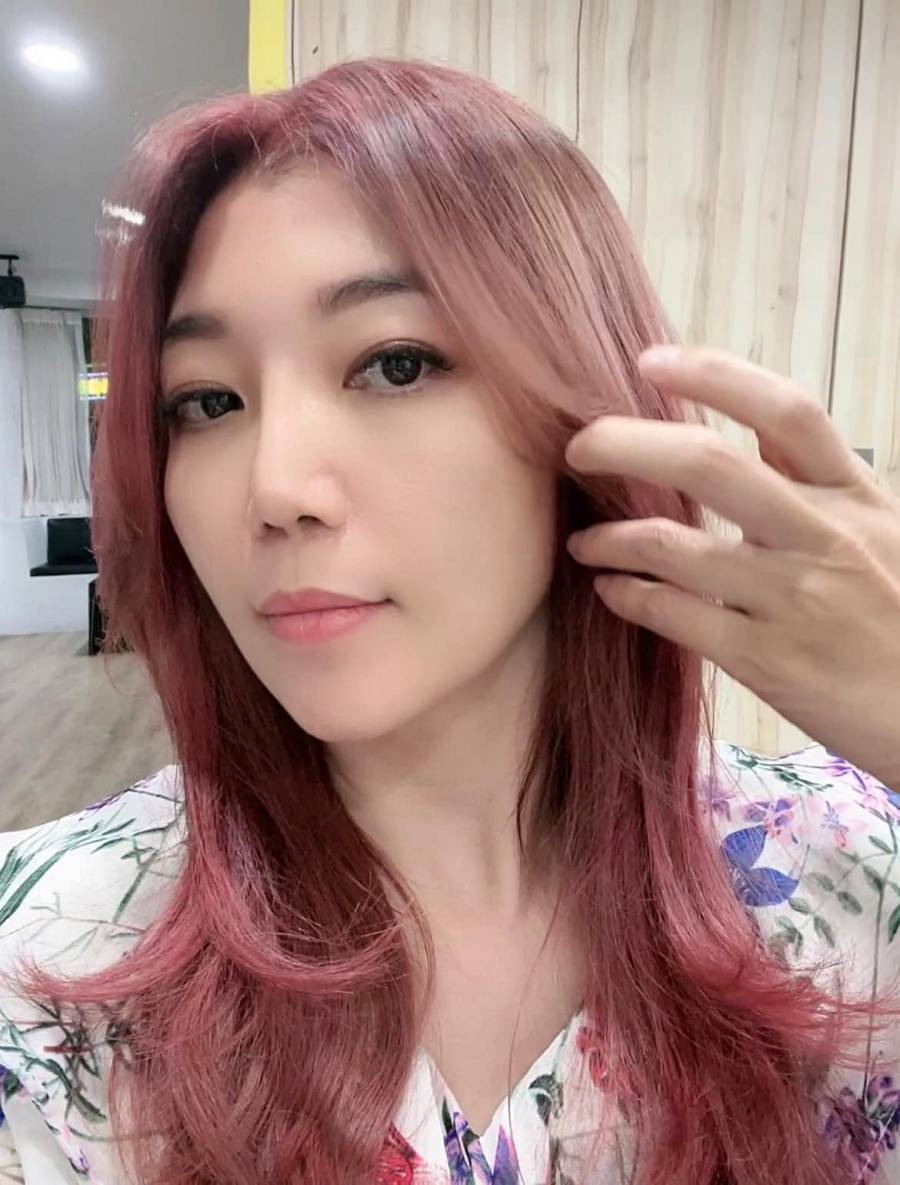 台中推薦專業美髮沙龍/Valuehair髮廊美髮魔術師-宸鋒老師/一次擁有兩種髮色/台灣驕傲JFD全新美髮技術