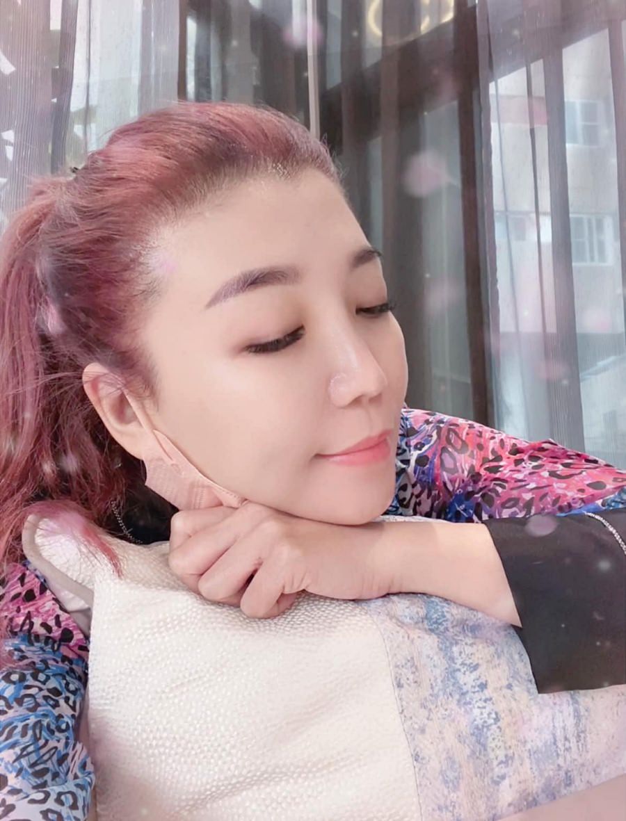 台中推薦專業美髮沙龍/Valuehair髮廊美髮魔術師-宸鋒老師/一次擁有兩種髮色/台灣驕傲JFD全新美髮技術