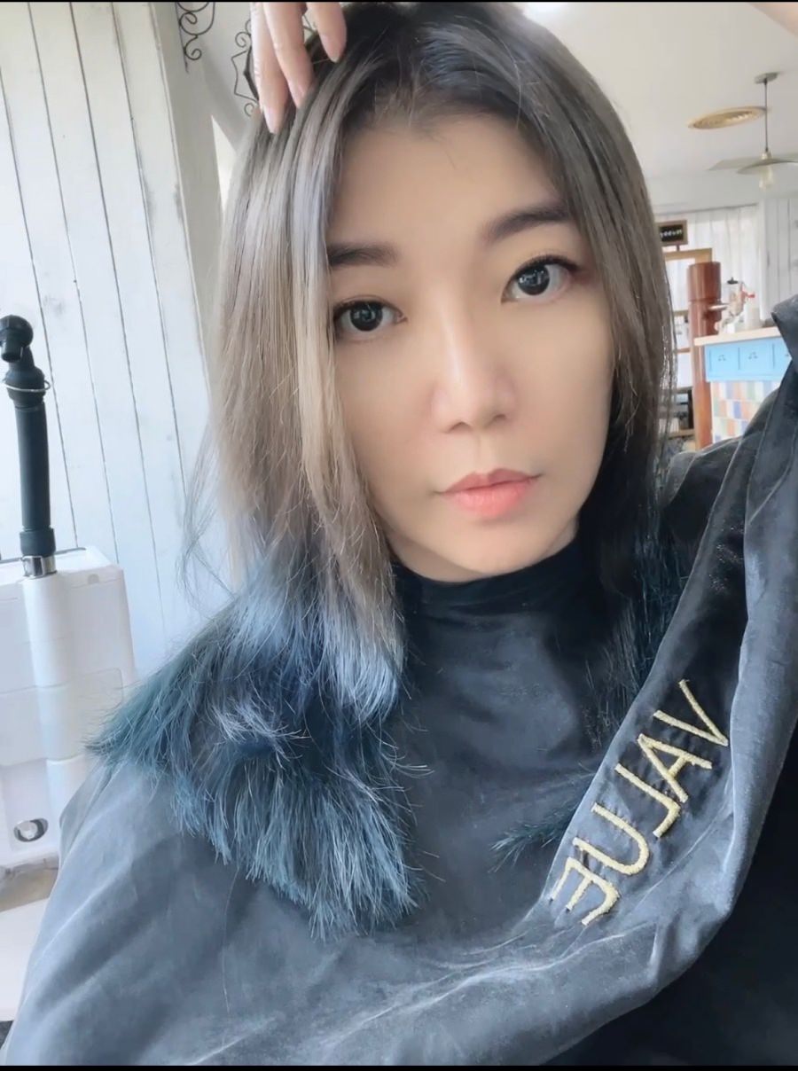 台中推薦專業髮廊/百變髮色/專業染髮推薦宸鋒老師/Value Hair髮廊 - 第17張圖 台中推薦專業髮廊/百變髮色/專業染髮推薦宸鋒老師/Value Hair髮廊