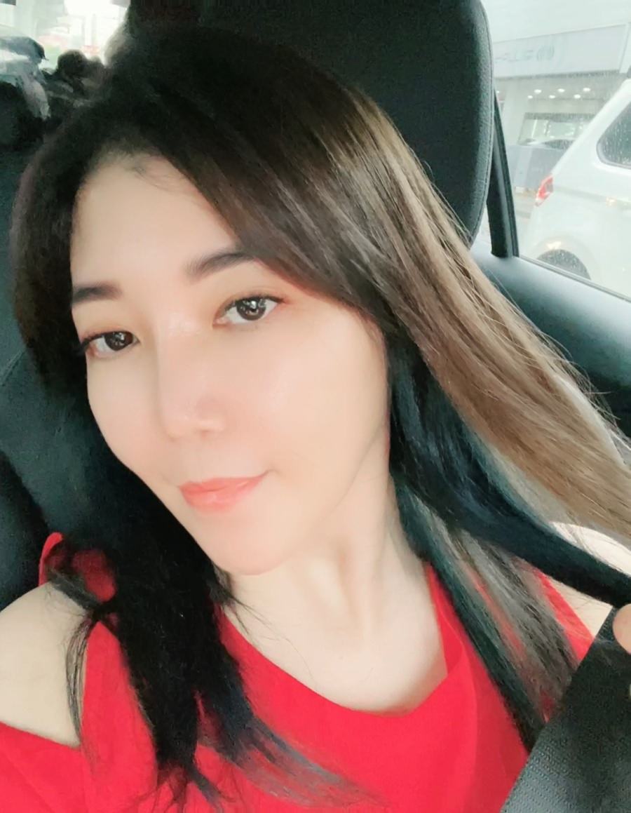 台中推薦專業髮廊/百變髮色/專業染髮推薦宸鋒老師/Value Hair髮廊 - 第38張圖 台中推薦專業髮廊/百變髮色/專業染髮推薦宸鋒老師/Value Hair髮廊
