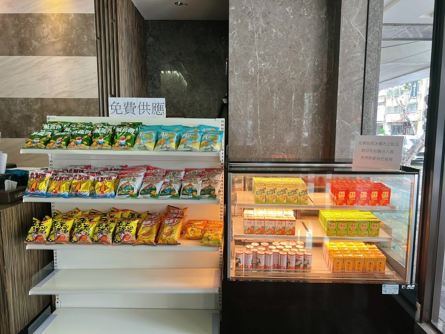 高雄推薦旅館/老字號高CP值國際星辰旅館/迎賓活動交誼廳/零食餅乾免費供應/高雄深度旅遊入住首選 - 第14張圖 高雄推薦旅館/老字號高CP值國際星辰旅館/迎賓活動交誼廳/零食餅乾免費供應/高雄深度旅遊入住首選